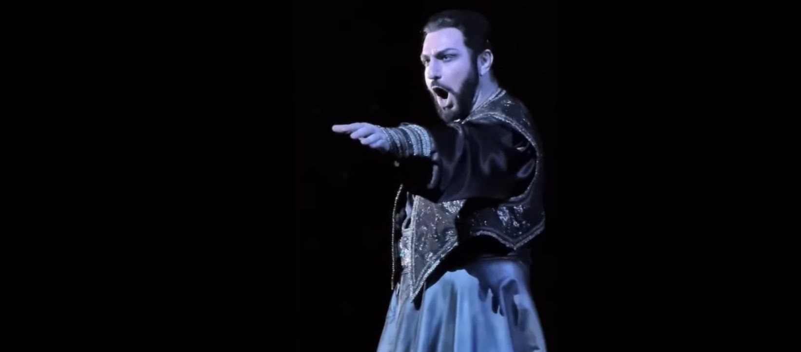 Hovhannes Ayvazyan as Calaf - Turandot